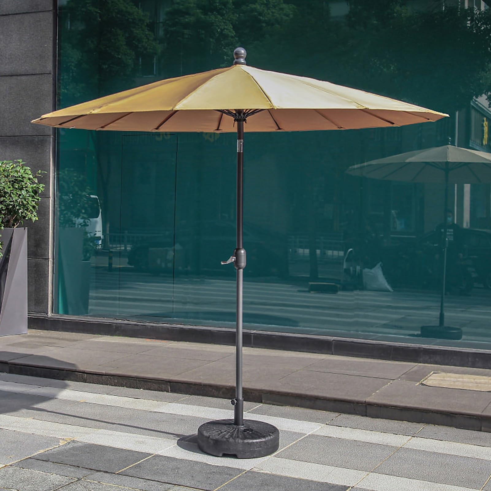 250cm Tilt Shanghai Garden Parasol, Zewnętrzny parasol patio z korbą ręczną, aluminiowy słup, parasol okrągły stołu Light Protect