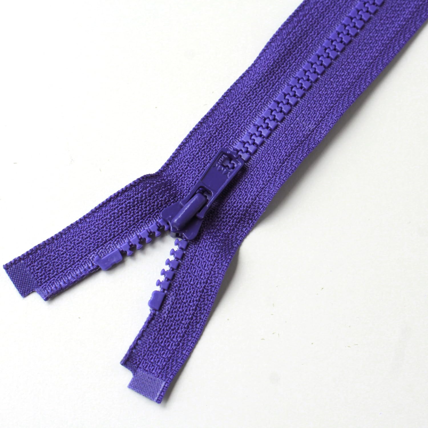 Amazon | 日本紐釦貿易(Nippon Chuko)ビスロンオープン