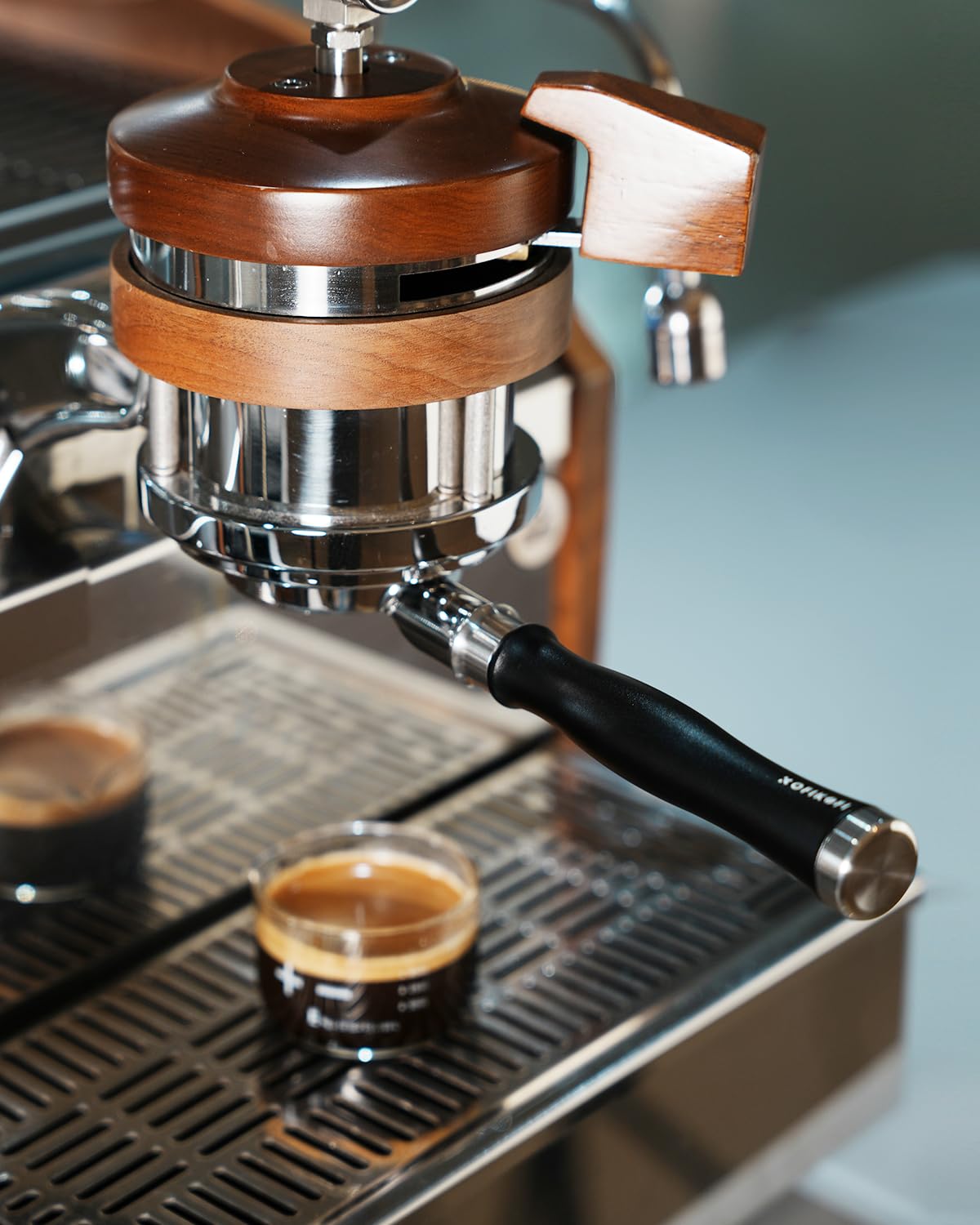 KOFIKOFI Portafiltro sin fondo de 58 mm, 2 orejas, filtro portafiltro sin fondo para cabezal de infusión E61, Flair 58, ECM, Rocket, Sanremo, Synesso, Slayer, cafetera expreso VBM con cesta de filtro