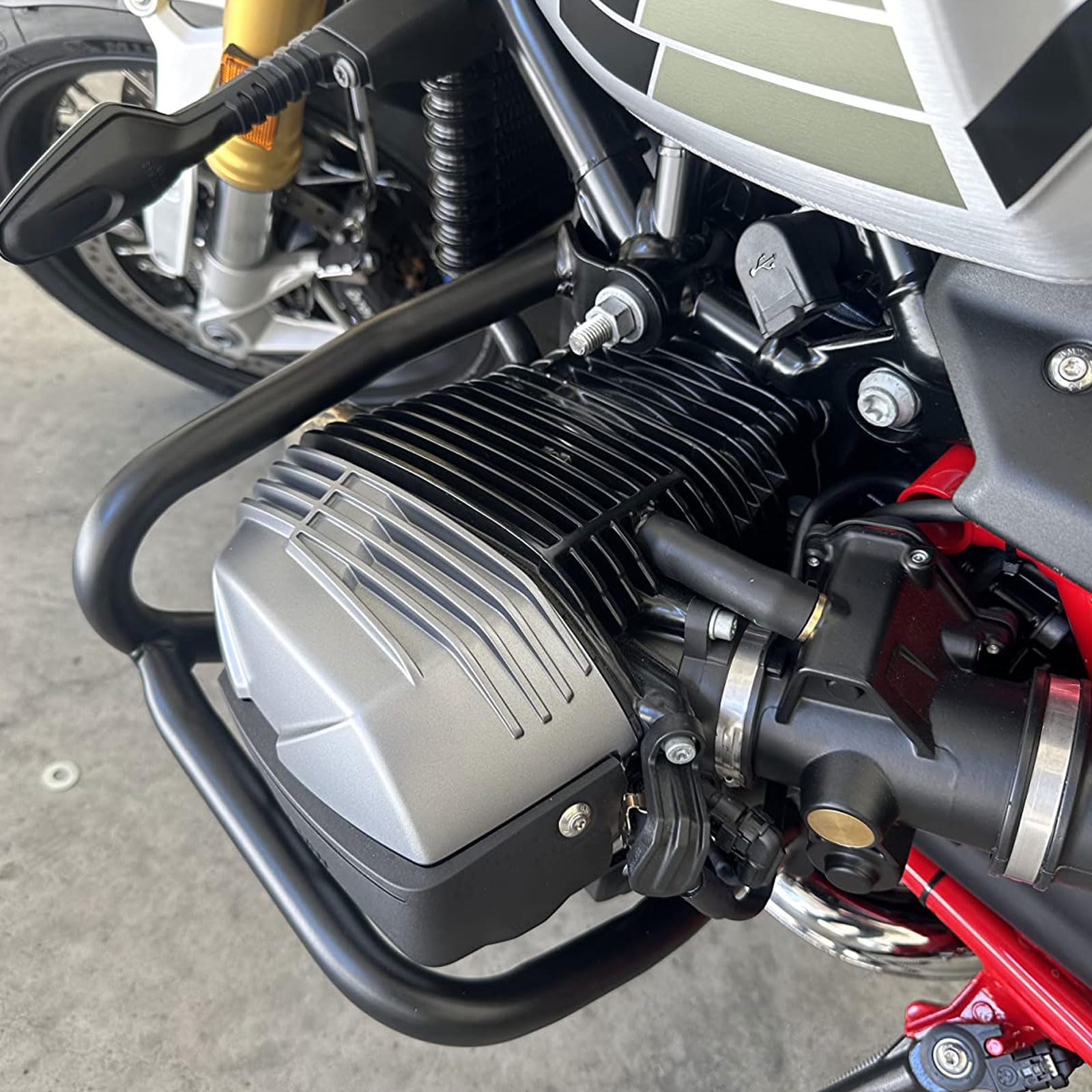 Motorcycle Stainless Steel Crash Bar Engine Guard Frame Sliders Bumper Falling Protector fit for R Nine T R9T RnineT Racer Pure Urban G/S Scrambler R 9 T/5