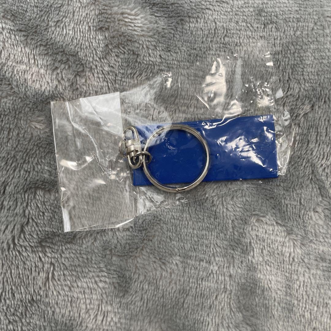 Amazon.co.jp: blue hearts keychain : Toys & Games