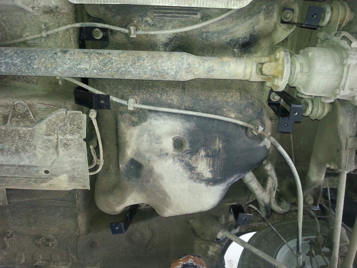 Protezione sottoscocca in acciaio Scut Protection per serbatoio carburante compatibile con Dacia Duster (2010-2017) Scut Protection