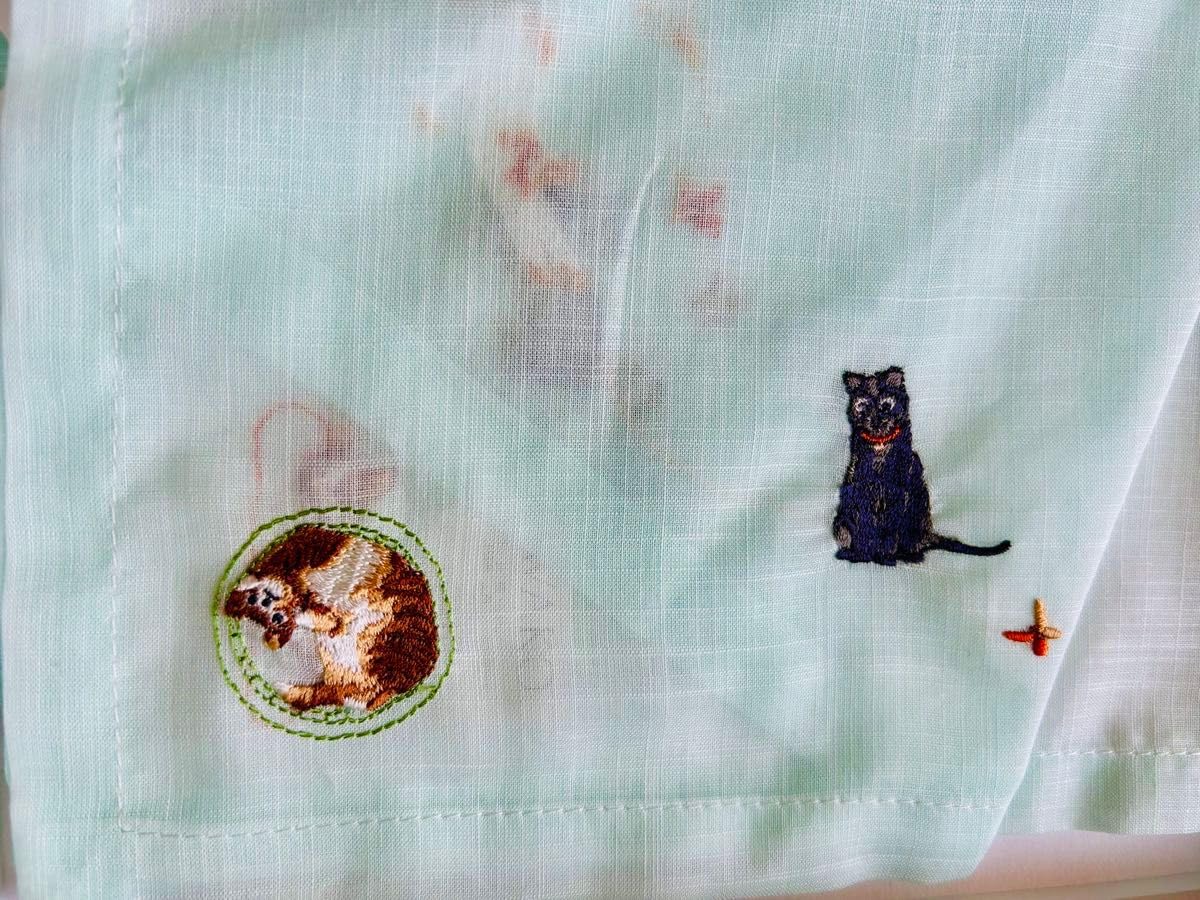 Amazon.co.jp: 銀座和光 WAKO 刺繍ハンカチ 犬たちや猫たち マレーシア