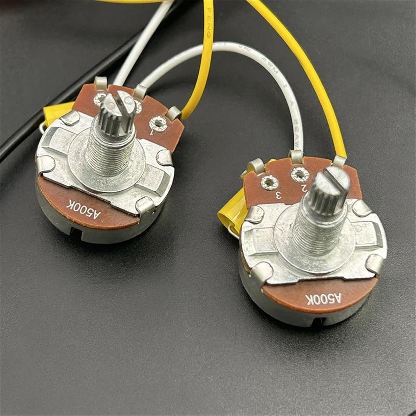 Faisceau De Guitare Pré Câblé Faisceau De Câbles De Guitare À Bobine 2T1V Précâblé