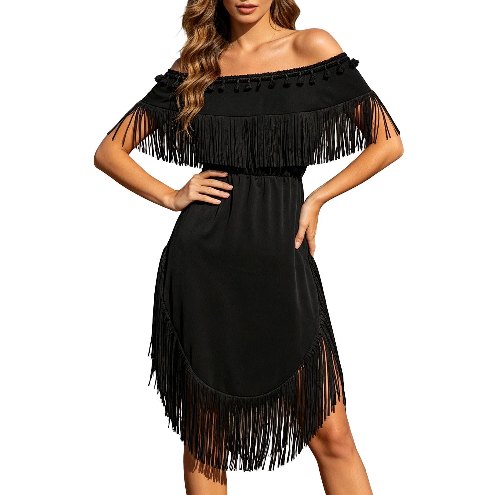 Robe asymétrique à franges fluide au tombé impeccable pour cocktail