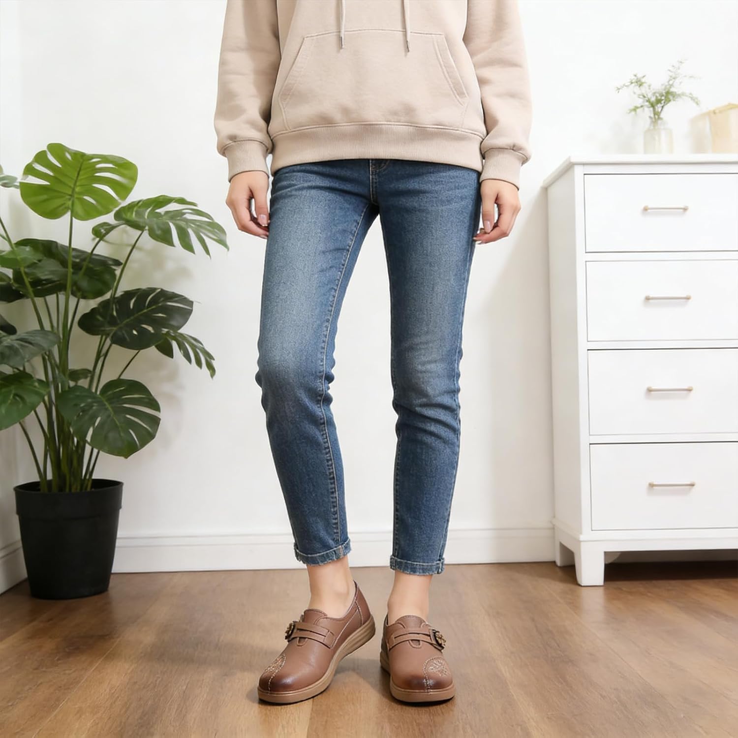 Women's Leather Round Toe Slip On Loafers Vintage Comfortable with Adjust Hook Loop Non Slip Soft Sole Casual Mam Walking Flats for Work Commuting Daily Wear - Image 9