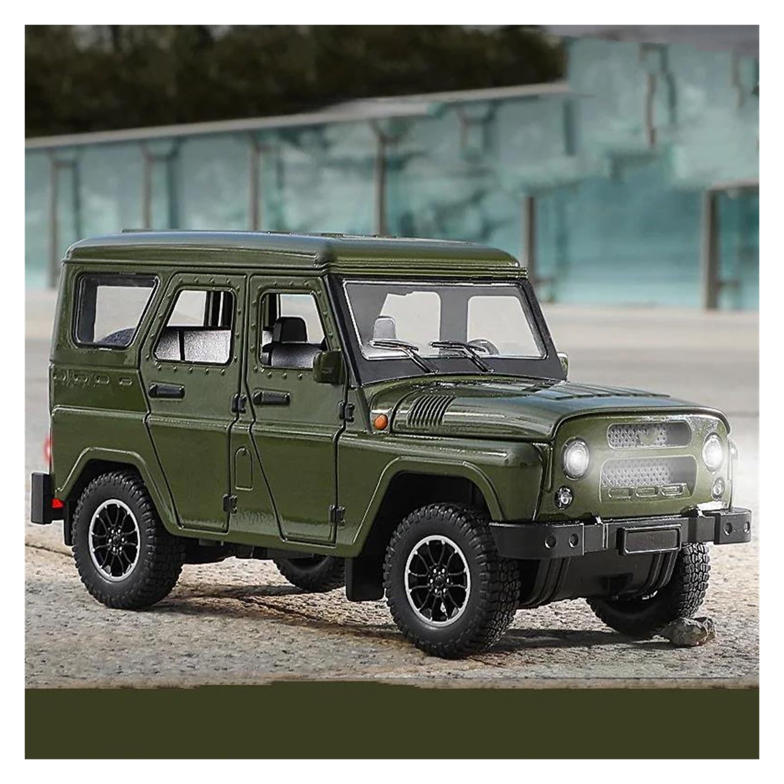 BANKOTO Diecast Car 1:18 For Russia For UAZ For Hunter Car Model Metal Die Cast Collectible Model(Green)