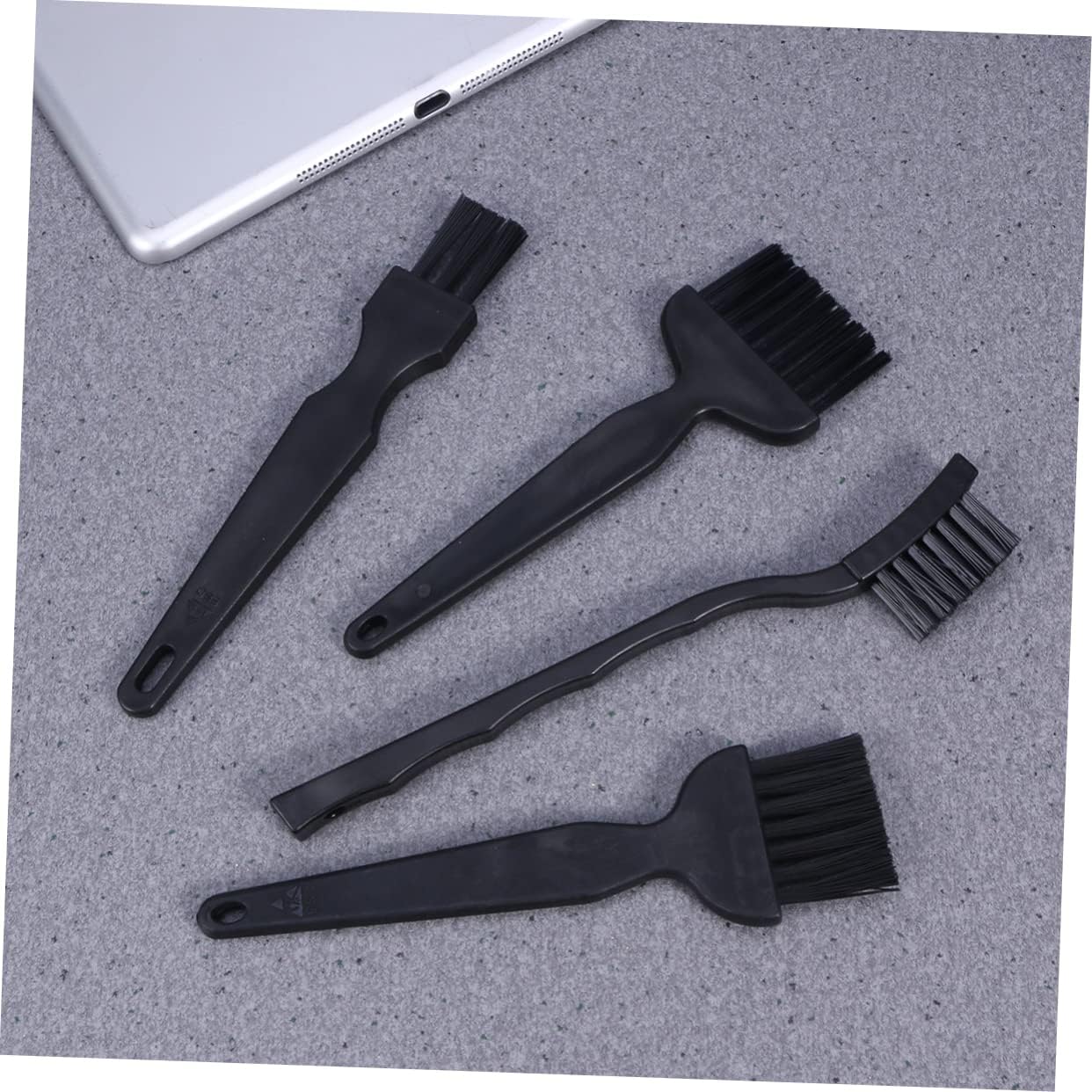 8pcs Multi-use Cleaning Brush Set Phone Computer Cleaning Tools Static Brush for Motherboard PCB Repair Kit Lightweight Portable