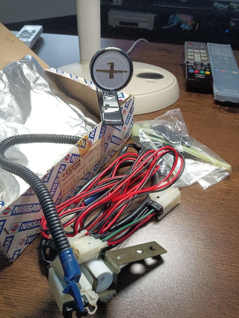 Y30 ボンネットマスコット セドリックボンネットマスコット 【公式通販】