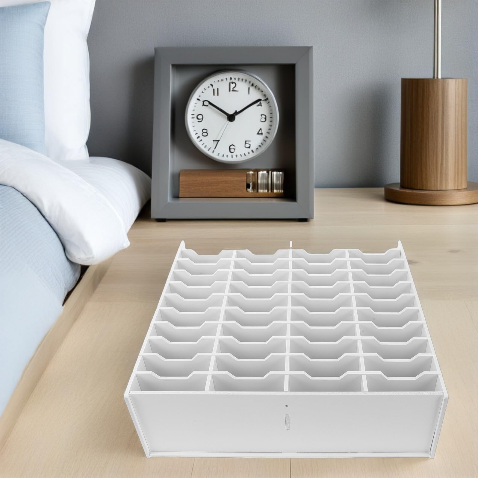 MAGICLULU Vassoio Porta Pennarelli Tavolo 40 Scomparti, Supporto Verticale | Pp e Plastica, 1 Pezzo, Stile Minimalista, Multifunzione, Ottimizzazione dello Spazio per Scrivania e Ufficio