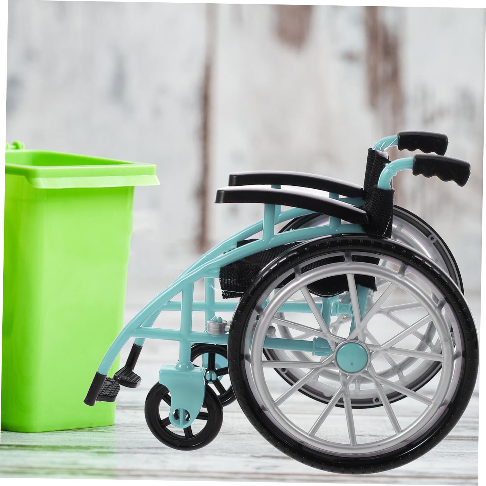 Fauteuil Poupée Dans Mobilier Pour Maison De Poupées