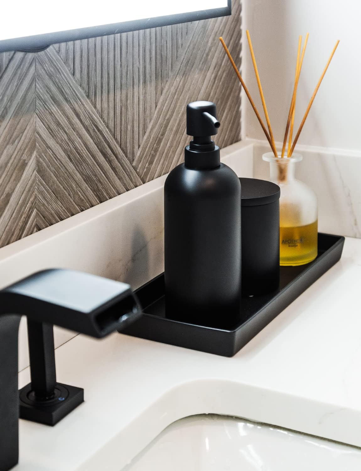 Matte Black Bathroom Accessory Set 4 Pcs & Rectangle Vanity Tray, BathroomOrganizer Soap Dispenser Apothecary Jar Toothbrush Holder Toothbrush Cup Bathtub Tray Bathroom Organizer