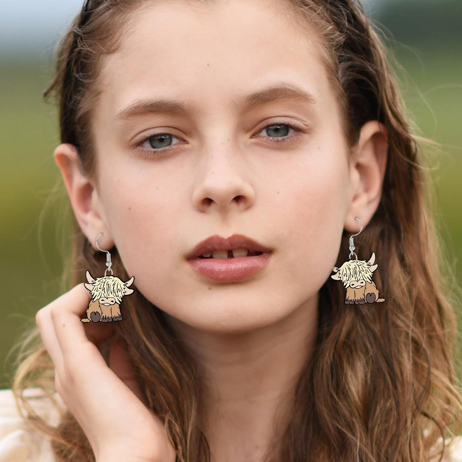 Whaline 5 Pairs Highland Cow Acrylic Earrings Cute Cow Dangle Earrings Decorative Drop Earrings for Women Girls Jewelry Party Gift Accessories Supplies - Image 5