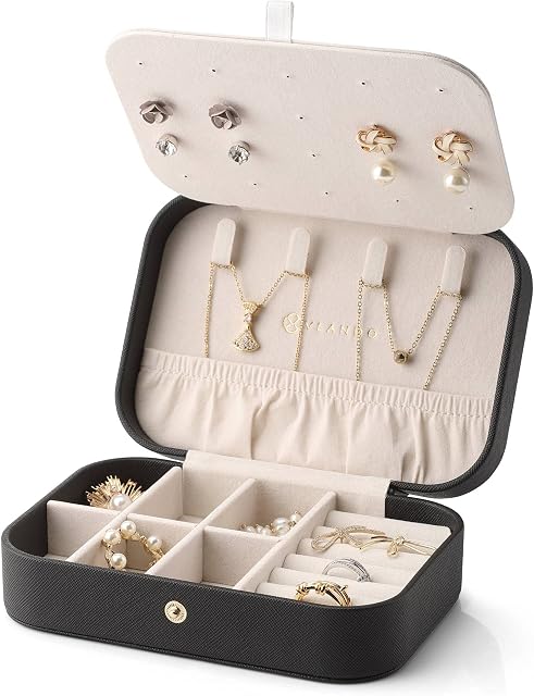 Vlando Jewellery Box Organizer, Faux Leather Jewelry Case with Removable Dividers for Necklace Earrings Rings Bracelets, Gift for Girlfriend Girls Wife Mother Women (Black)