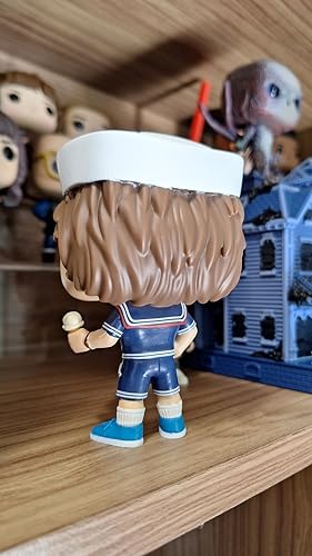 POP Stranger Things - Steve Harrington Scoops Ahoy Outfit Funko