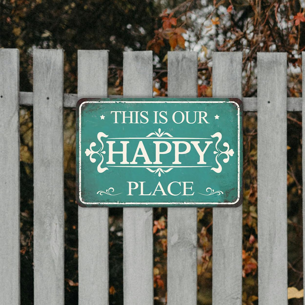 Gusseisen-Schild „This Is Our Happy Place“ – Weiß/schwarz, Ca. 14x8 Cm, Für Garten & Wand
