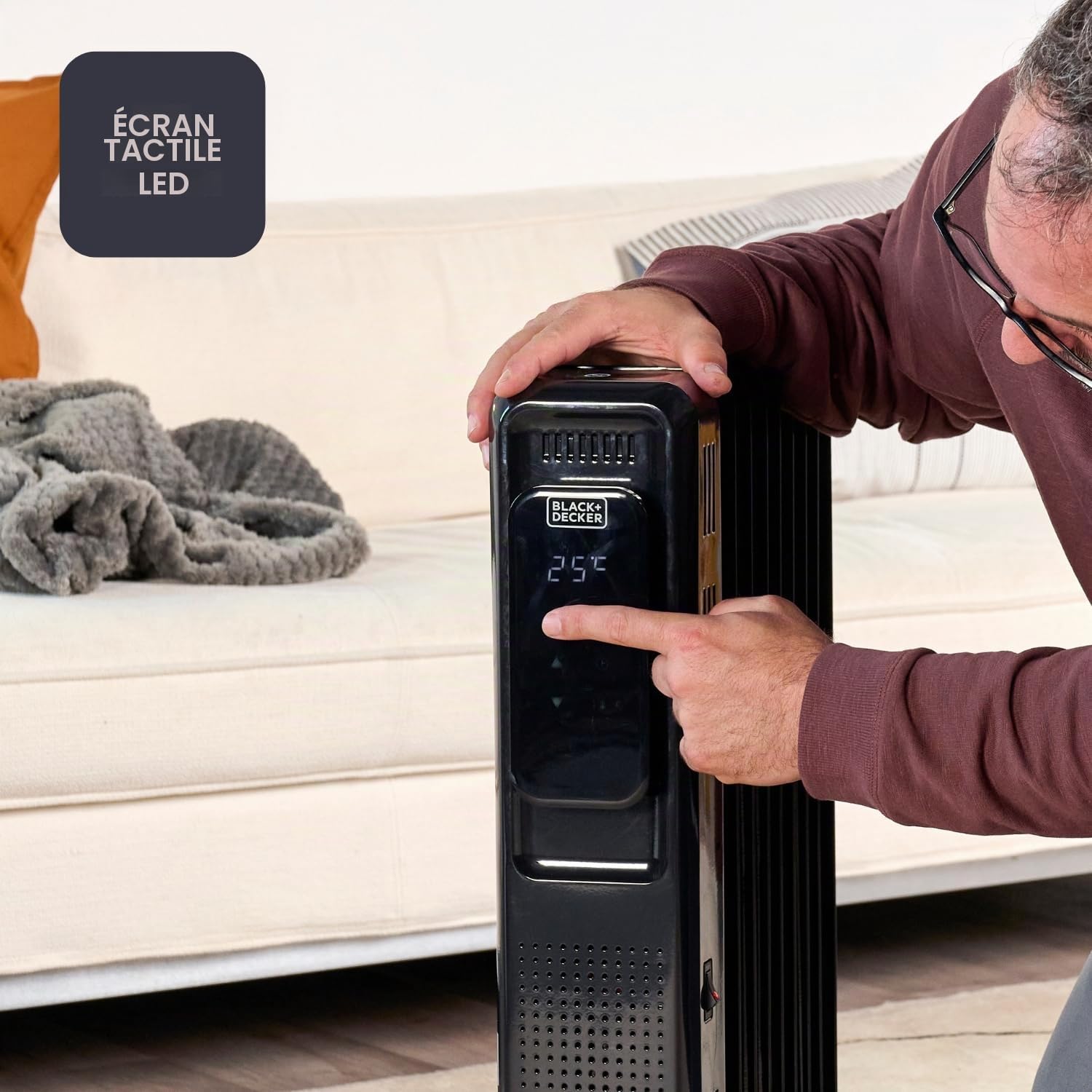 BLACK+DECKER - Radiateur à huile 2000 W | Chauffage électrique | 9 éléments | 3 niveaux | Réglable | Minuterie 24 h | Ultra-silencieux | Protection surchauffe | Écran digital