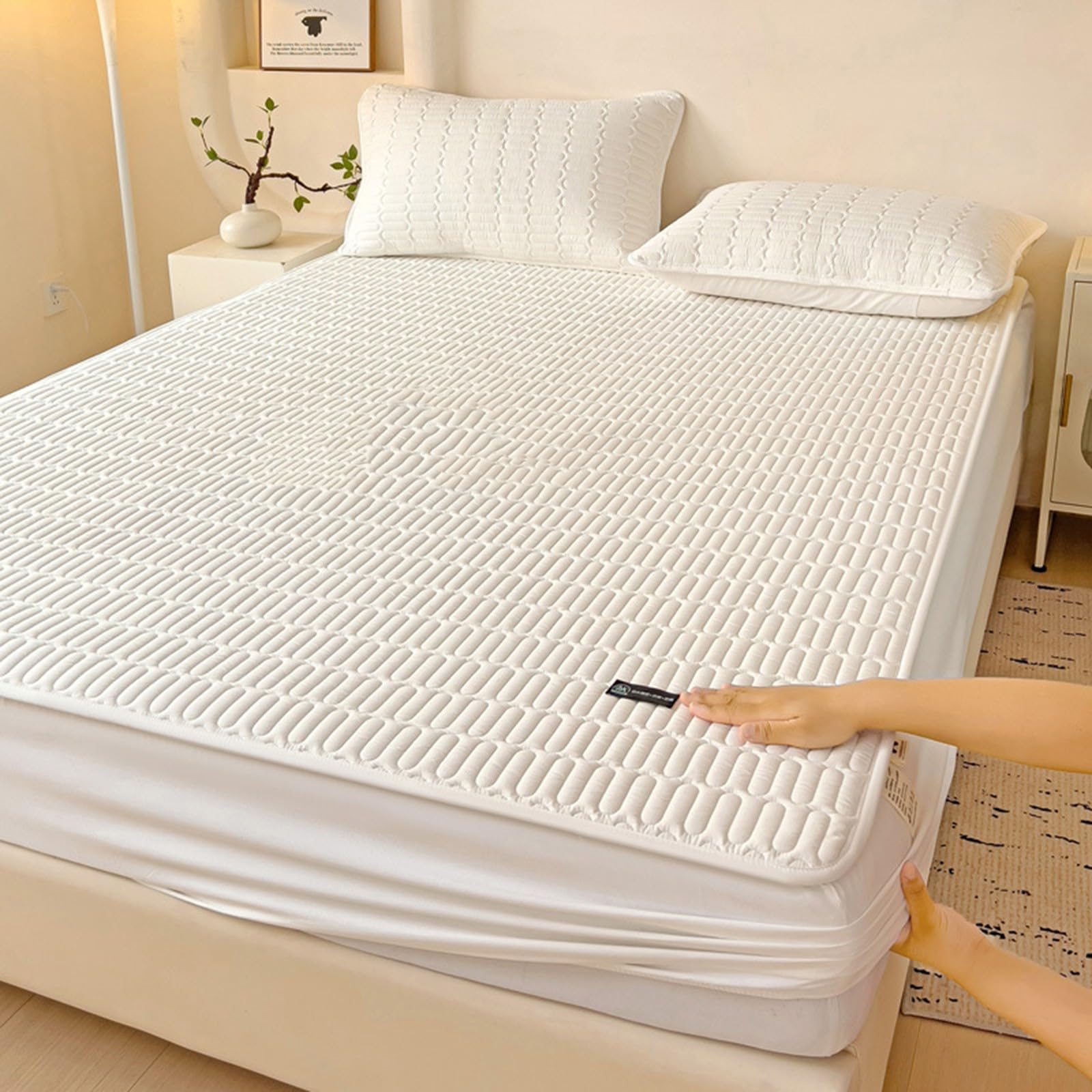 Matratzenschoner mit 2 Kissenbezügen,Gesteppter Wasserdichter Matratzenschoner,Weicher Atmungsaktiver Geräuschloser Bettpolsteraufsatz,für das Schlafzimmer im Haus(Offwhite,180x220cm)