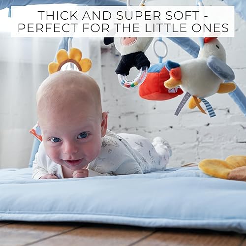 Miniatura 4 de Hermosa alfombrilla para el gimnasio de juego para bebés y tiempo boca abajo, tapete suave con 5 juguetes de granja que crea el área de actividad