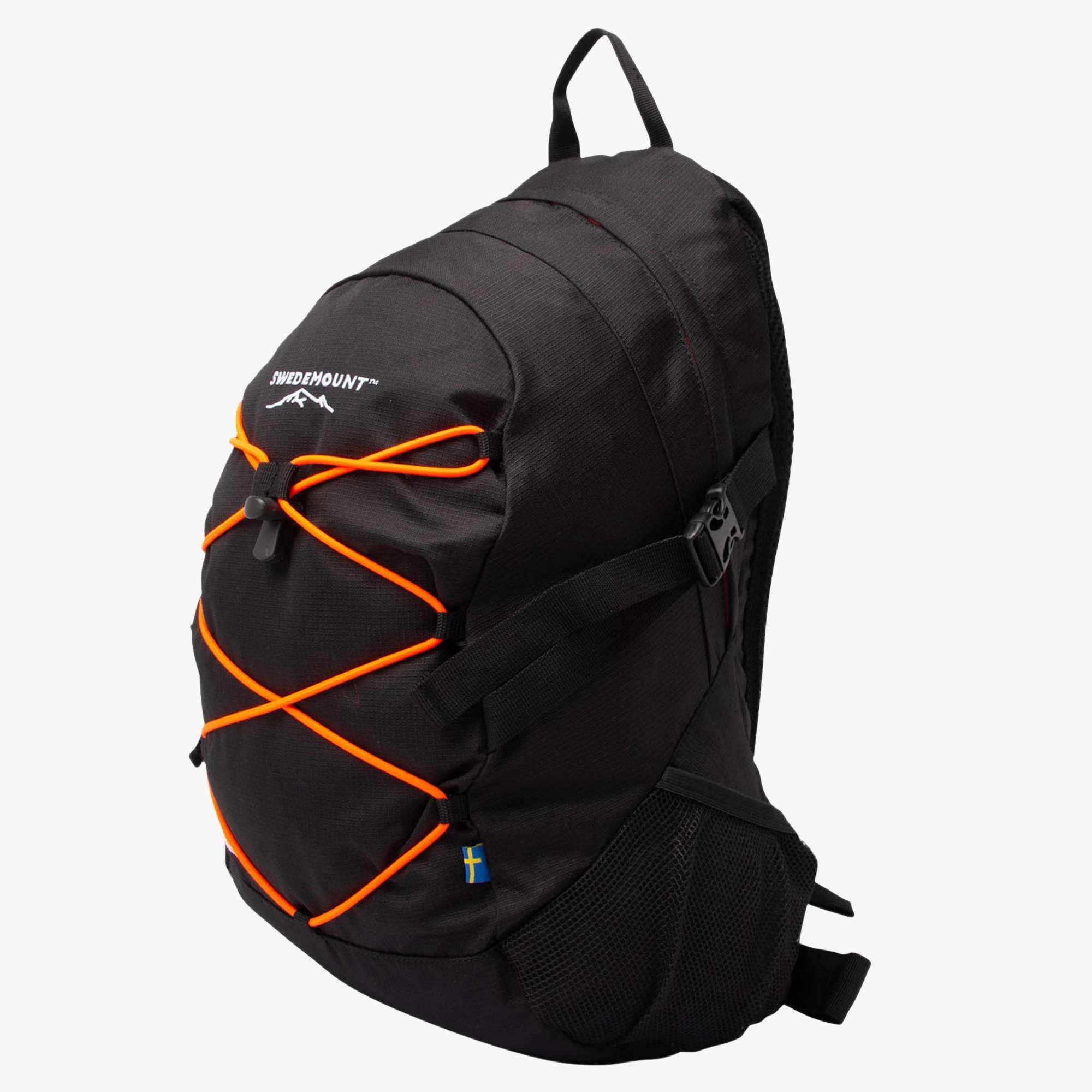 Swedemount Columbus 30L Rucksack mit Regenschutz und gepolsterten Schultergurten