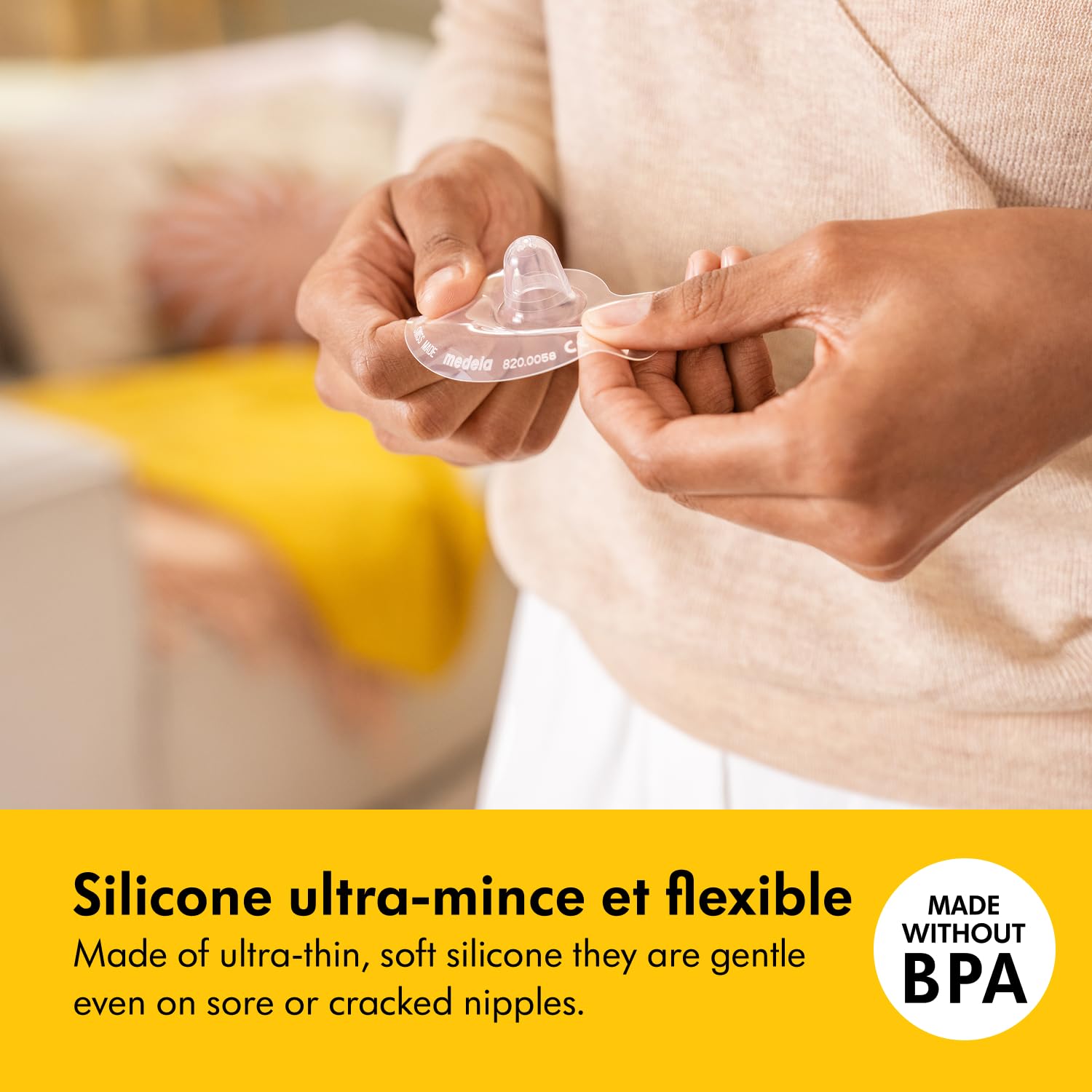 Medela Bouts de sein en silicone Contact Medela, design ultra-fin et souple, fabriqués sans BPA, 1 paquet de 2 bouts de sein (20 mm) et étui
