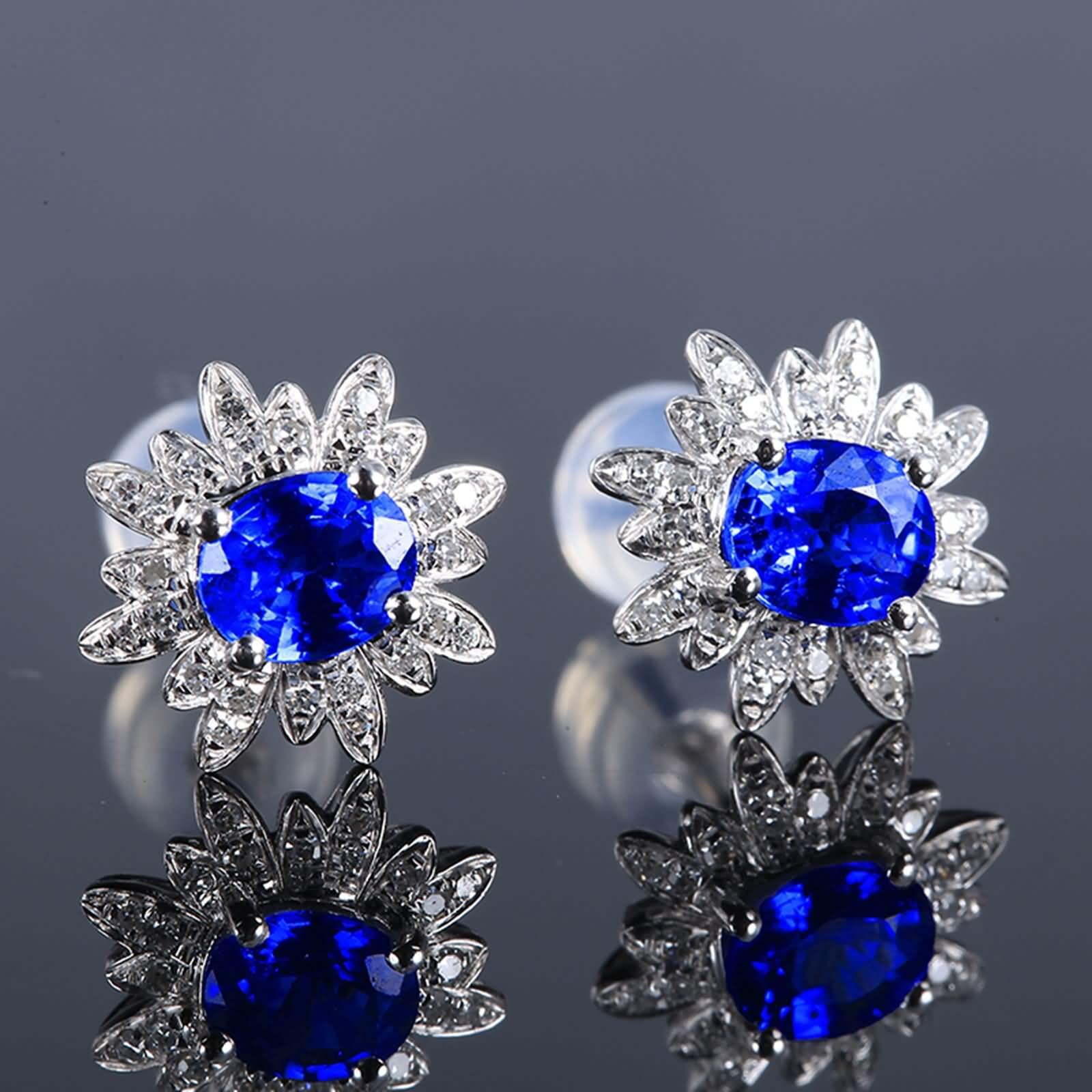 Weißgold 375/585 / 750 Ohrringe Hochzeit Damen, Blume und Oval mit Erstellter Saphir 0,9 Karat und Moissanit, Frauen Ohrring Blau Silber