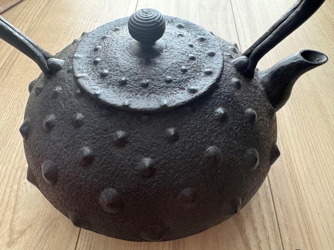 南部鉄瓶 南部鉄器 斎峰 鬼アラレ未使用南部鉄器 鉄瓶 未使用 南部鉄器