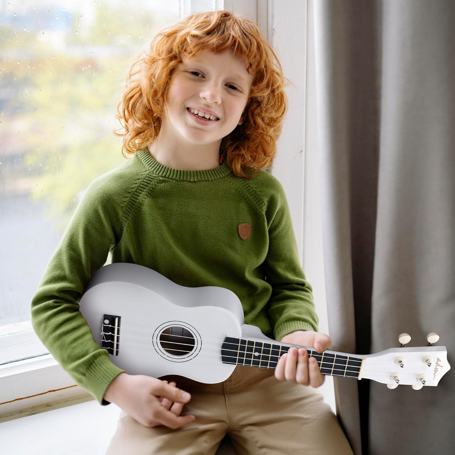 ADM Ukulele for Beginners Hawaiian Wood Ukelele Kit for Kids Adult Student Starter Professional Ukalelee Pack Bundle with Free Lessons Gig Bag Strap Nylon String Tuner (White, 21 Inch)