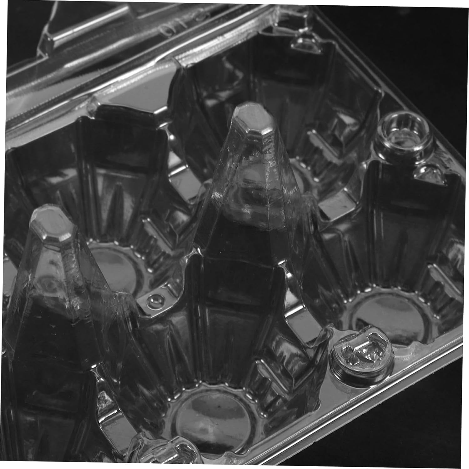 Cabilock 30pcs Plastic Cartons Reusable Storage Boxes for Farm and Home Use Shock-resistant Design for Safe Transport and Easy Organization