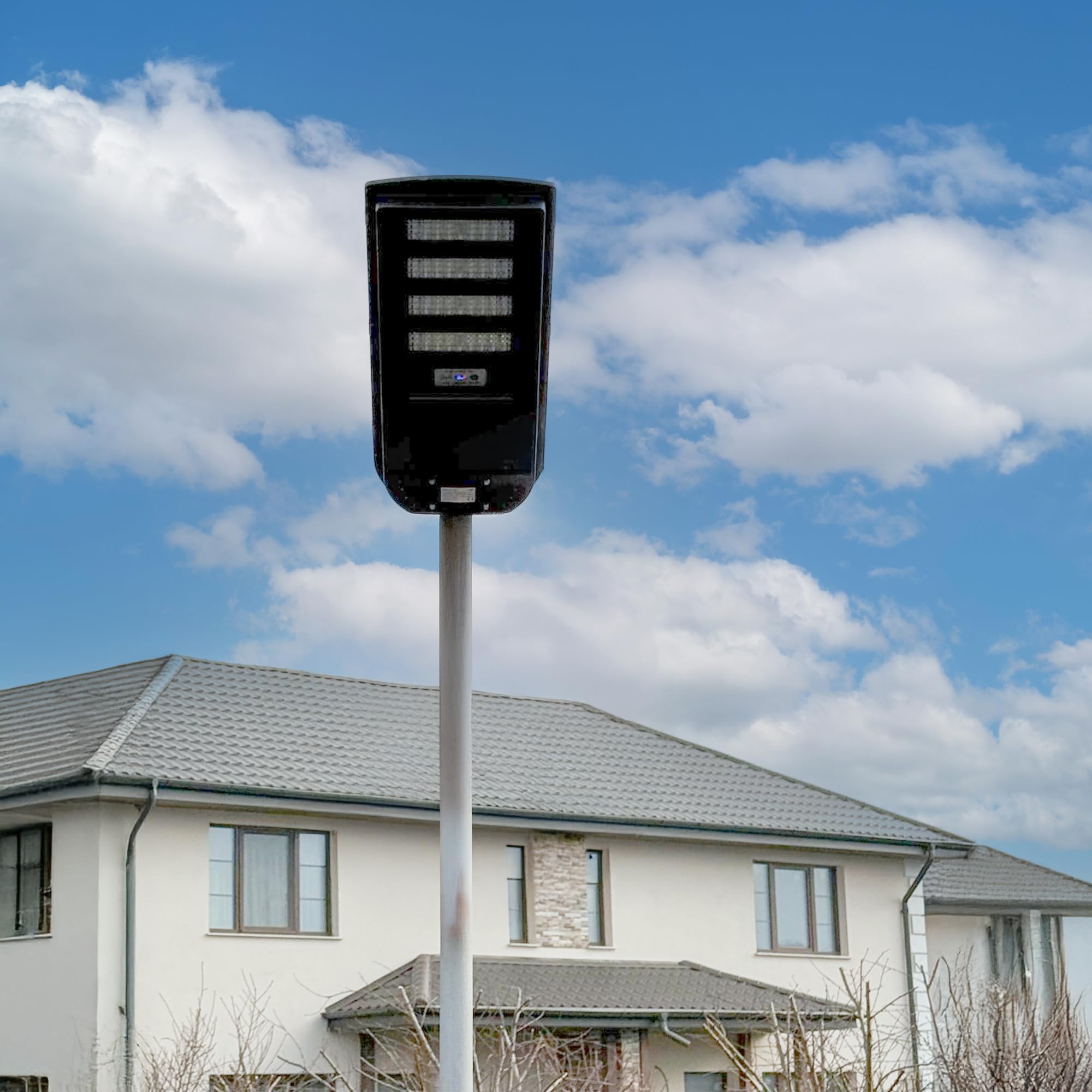 Lampa uliczna PNI SL130 300W z wbudowanym panelem słonecznym 20W, 6500K, 2900lm, 4 x wbudowany akumulator 20Ah, mikrofalowy czujnik ruchu