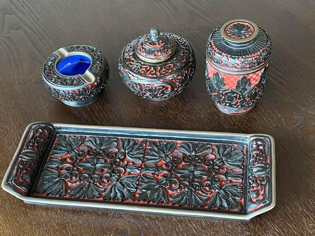 未使用　中国古玩　中国工芸美術品茶器茶道具　堆黒彫漆セット トレー付き 中国古玩 中国工芸美術品茶器茶道具 堆黒彫漆セット トレー付き
