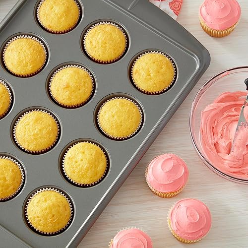 Miniatura 4 de Wilton Ever-Glide - Molde para magdalenas  Disfruta de magdalenas caseras, ideal para cupcakes, verduras asadas, huevos de papa rallada y más,