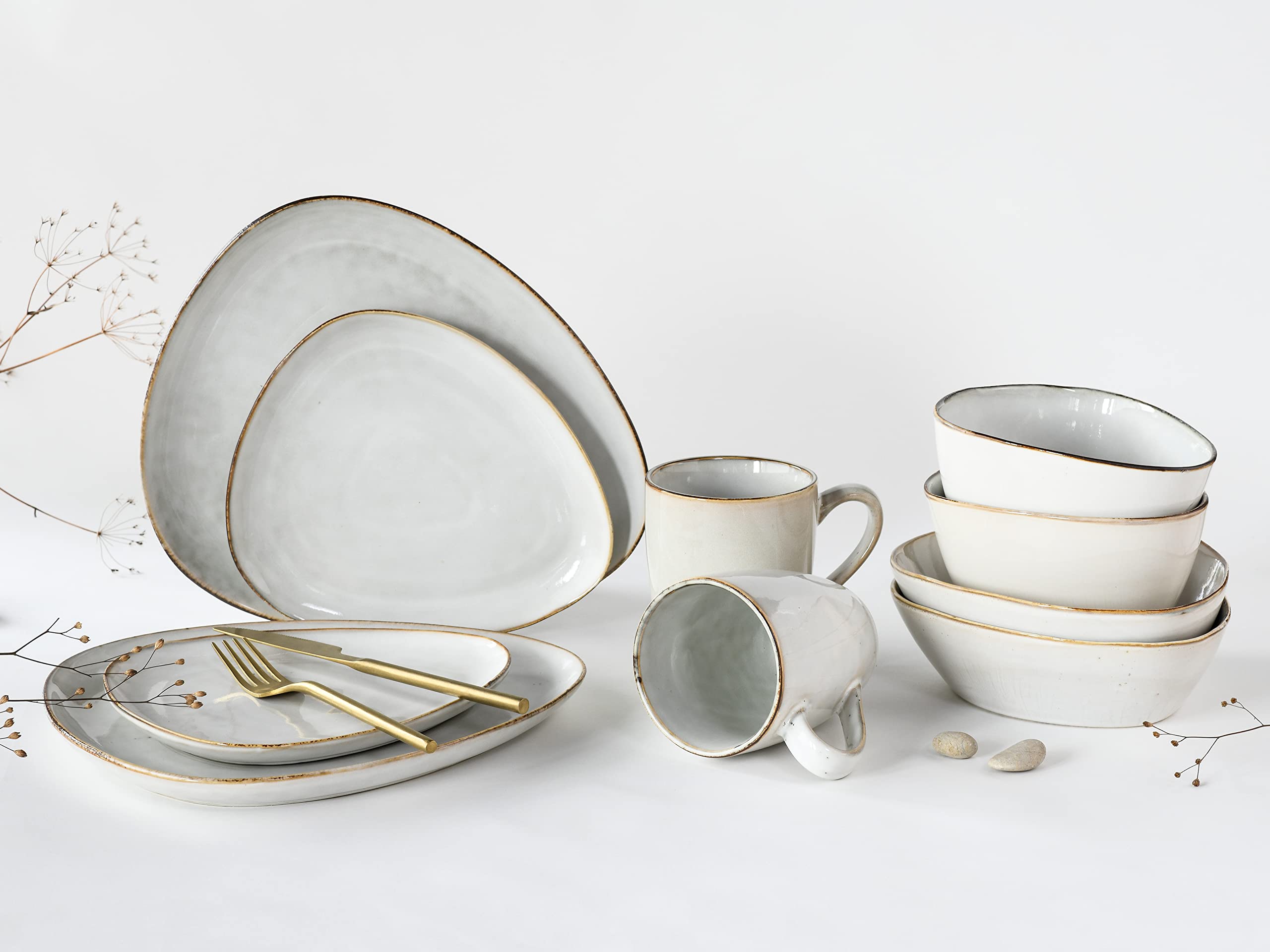 CreaTable, 23768, Serie CLOUDY, offwhite, 10-teiliges Geschirrset, Kombiservice aus Steinzeug, spülmaschinen- und mikrowellengeeignet, Qualitätsproduktion