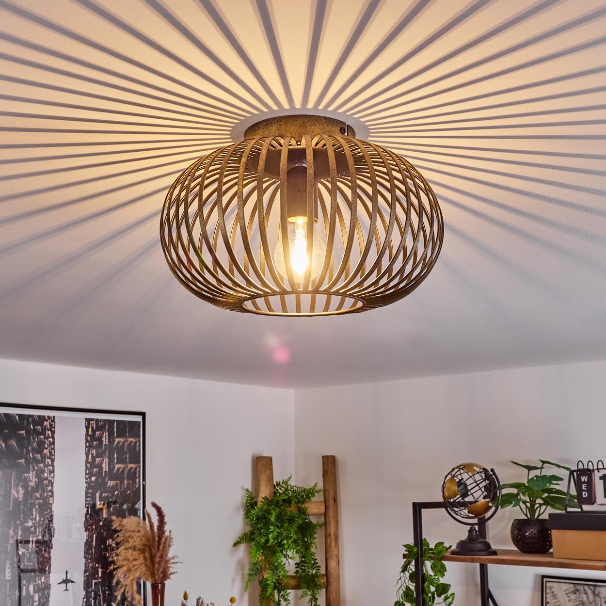Hofstein Black Oravi Ceiling Light, Round Metal Ceiling Lamp In /Gold Antique, 1-Flame, E27 Socket, Without Bulb, Ø 30 Cm, Retro/Vintage Light With Great Lighting Effect Due To Lattice Optics