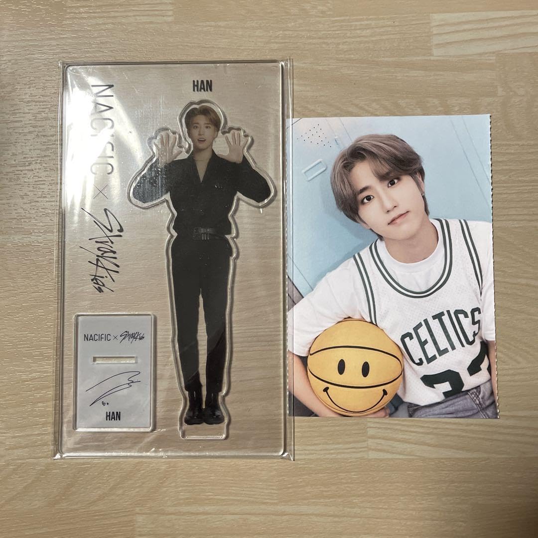 StrayKids nacific 限定アクスタ ナシフィック アクリルスタンド Felix Stray Kids - メルカリ