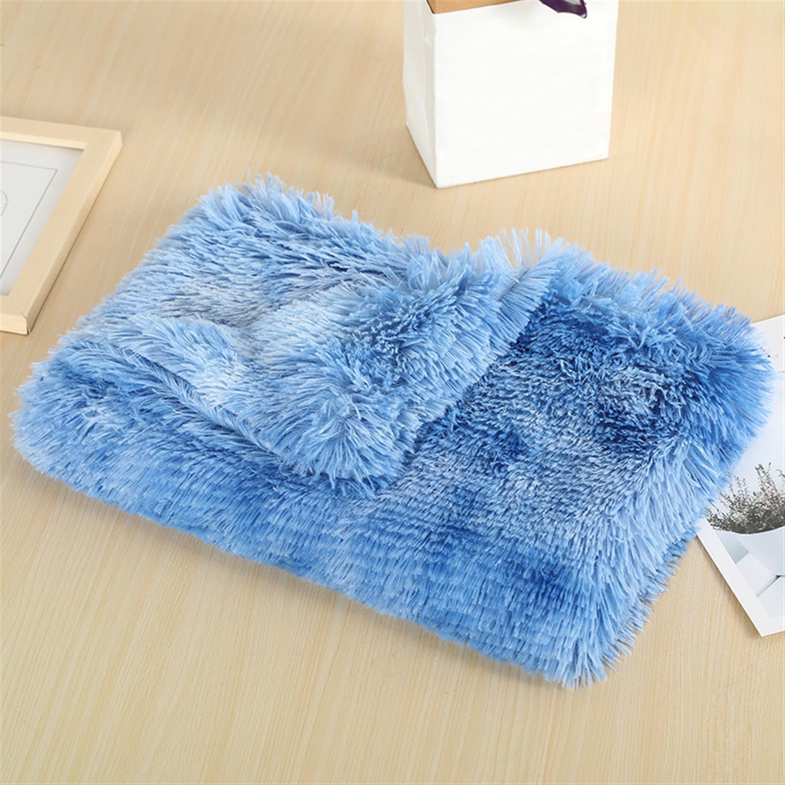 Wokuaile Puppy Blanket Pet Soft Fleece Dog Blankets Fluffy Warm Cat Kitten Throw Plush Washable Reversible for Large Medium Small Dog Tie-Dye Blue, 54 x 78 cm
