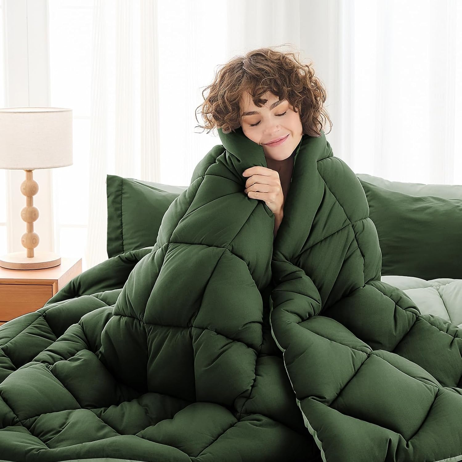 MUXHOMO 5 Pieces Twin Comforter Set, Reversible Bed in a Bag Twin Size, All Season Bedding Set with Comforter, Flat Sheet, Fitted Sheet, Pillowcases & Shams, Dark Green & Light Green - Image 2