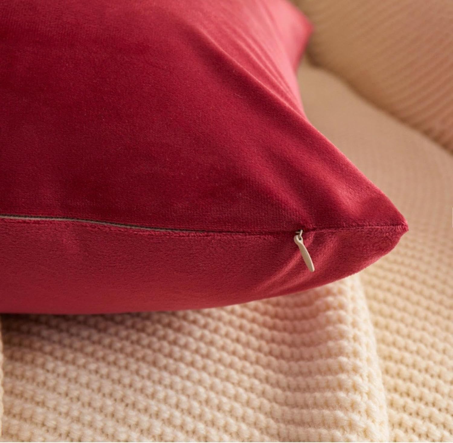 Solid Color Velvet Pillow Cover, Bedside Cushion, Sofa Cushion 45 * 45cm靠垫套 Burgundy