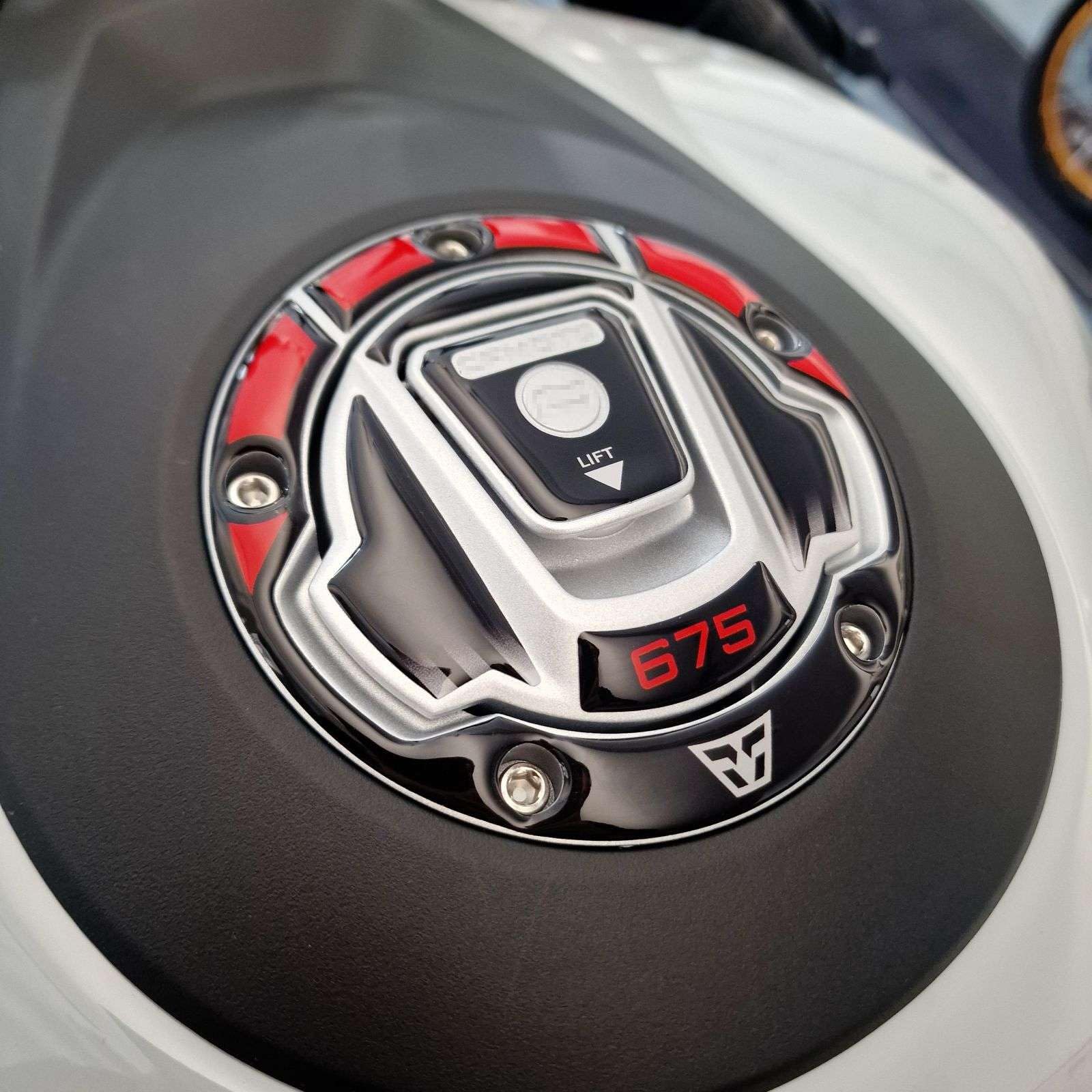 Resin Bike Kit Autocollant Moto Compatibles avec CF Moto 675 SR-R 2025-2026. Protection Grip de Réservoir Moto Contre Les Chocs et Les Éraflures. Kit Autocollant 3D Résinés Made in Italy