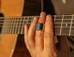 Black Mountain Bagues pour guitares coulissantes - Fabriqué en acier au tungstène. Guitare acoustique, Guitare électrique, Basse, Ukulele, et plus encore. Presque aussi dur que le diamant, Finition de surface lisse, Nouvelle invention.