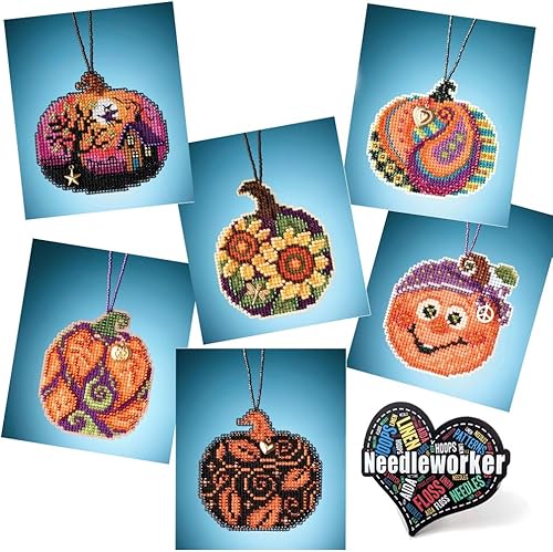 Charmed Pumpkins - Kit de punto de cruz con cuentas, juego de 6 unidades, kits de adornos de Mill Hill 2020  Más calcomanía decorativa Needleworker disponible en Yaxa Venezuela