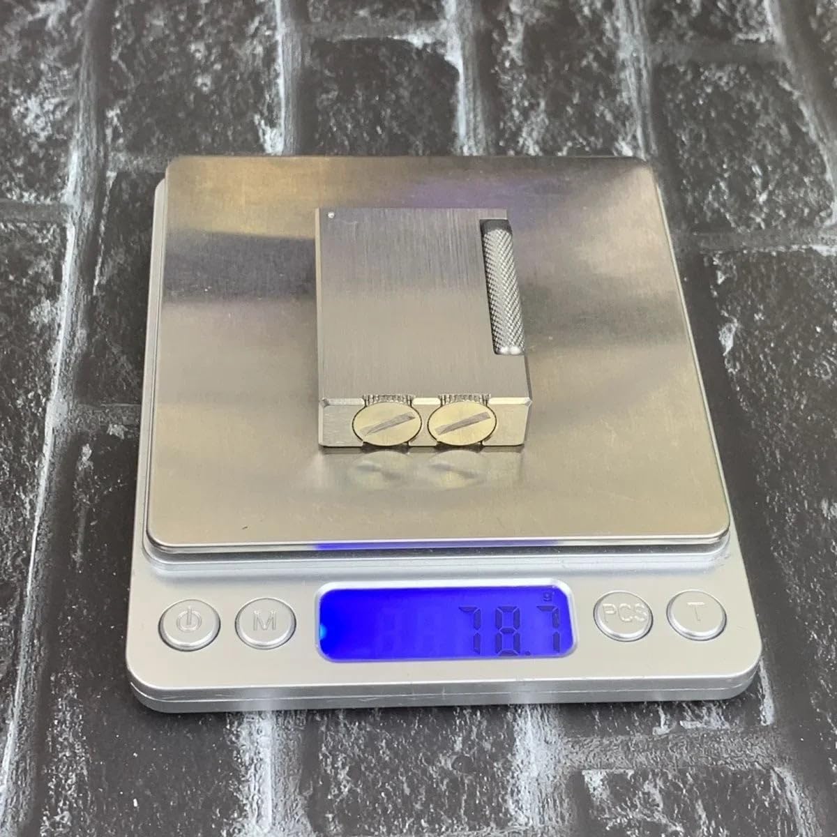 Amazon.com: Zorro Premium Titanium Alloy Lighter – Windproof