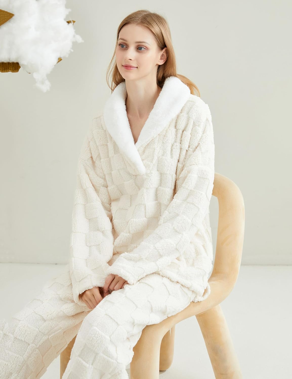 Sherpa Fleece Pajama Set for Women Thick Fuzzy 2-Piece Loungewear Cozy Winter Sleepwear & Homewear Set - Image 2