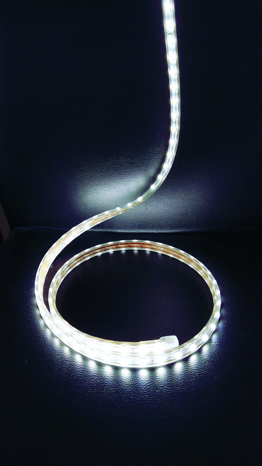 Striscia LED a risparmio energetico., 220-5050-60-CW-9, 220V