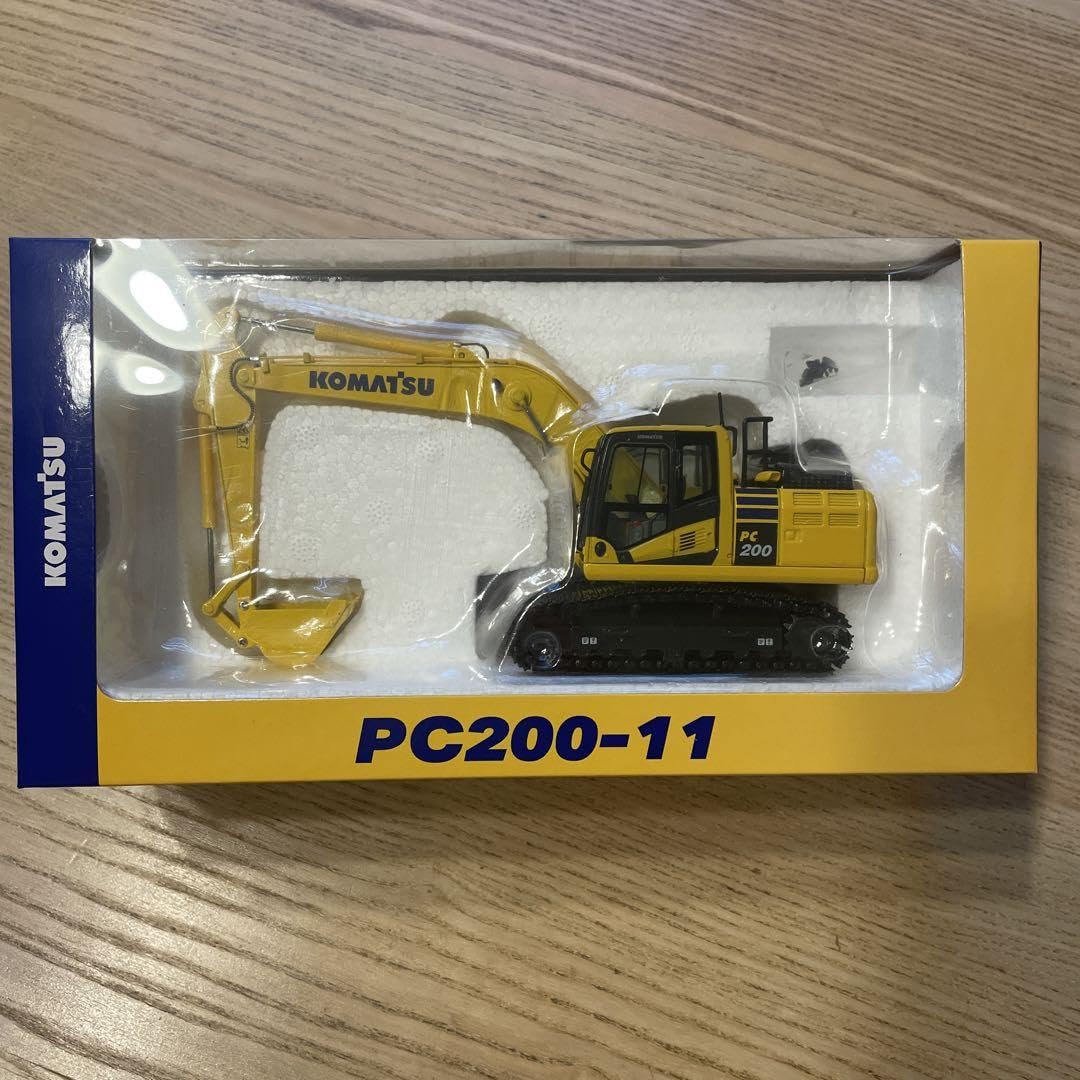 コマツ建機 PC200-11 ミニチュア重機 1/50 新品未開封 Amazon.co.jp: コマツ建機 PC200-11 ミニチュア重機 1/50 : おもちゃ