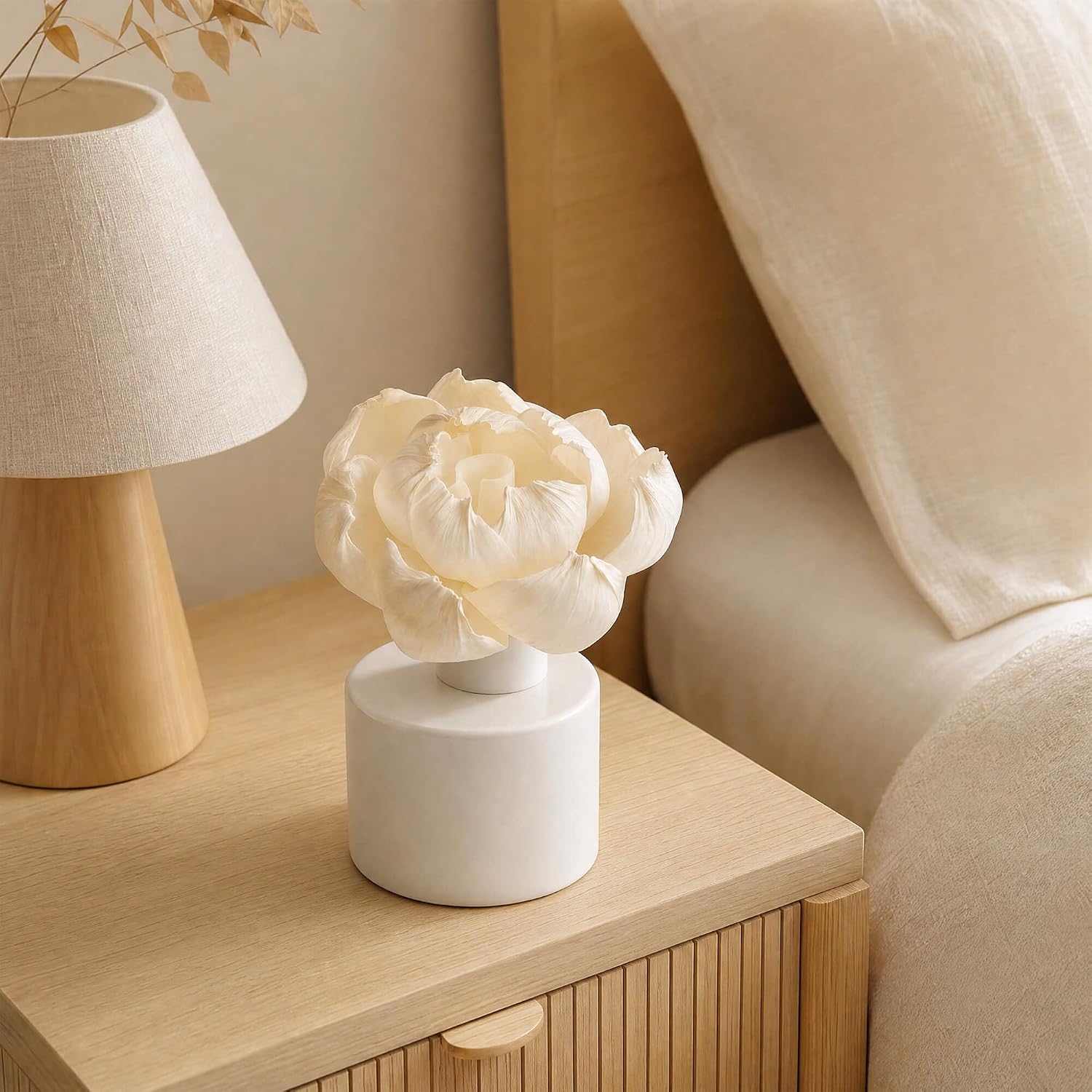 Flower Reed Diffuser Sticks Set, 7 Pcs Assorted White Handmade Sola Wood Flowers for Home Fragrance, Bathroom Aromatherapy & Decoration