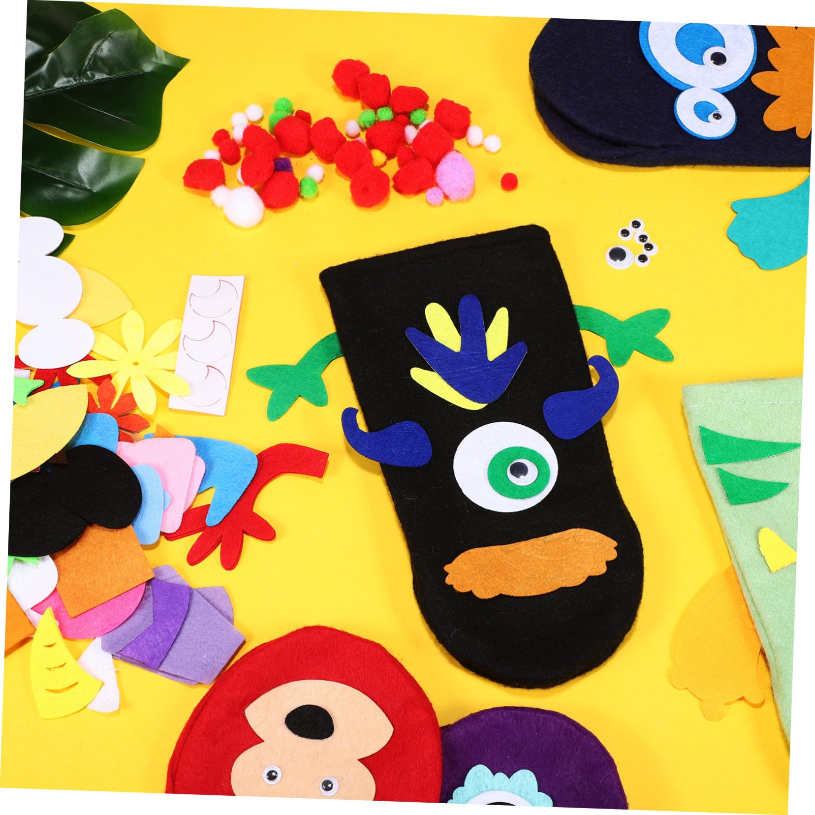 WHAMVOX Kit de Marionetas de Mano de Fieltro Set de 1 Diseños Adorables y Detalles Finos para Manualidades Adecuado para Fiestas y Juegos de Rol