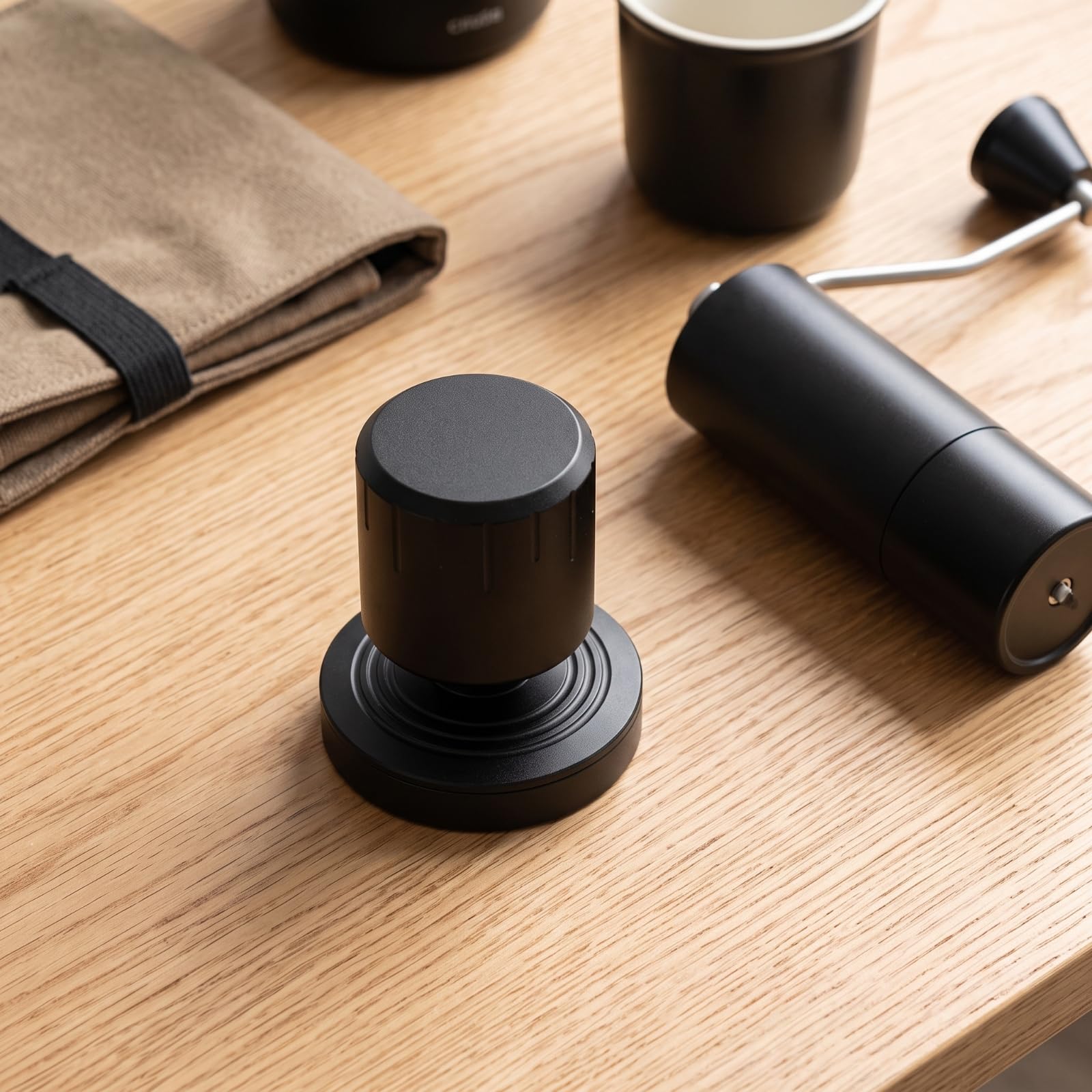 Coffee Tamper Espresso dor Compresor con Muelle de Presión Constante en Acero Inoxidable y Diseño Ergonómico con Base