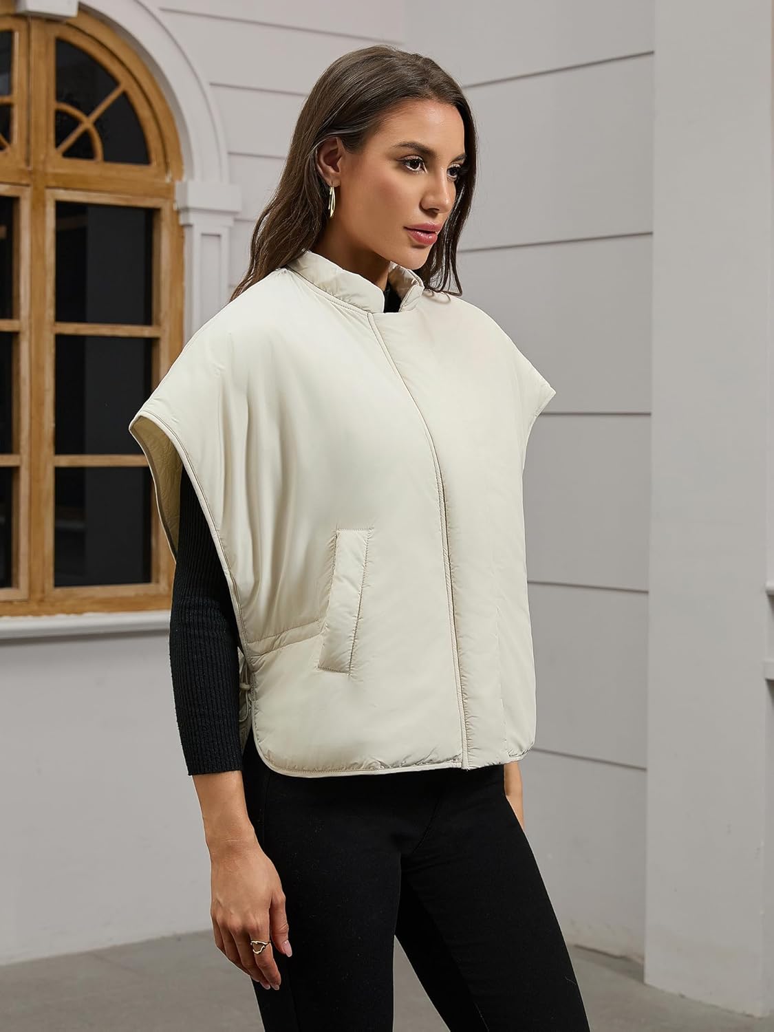 Women's Lightweight Oversized Puffer Cape Vest Cap Sleeve Padded Cape Jacket Outwear with Pockets - Image 4