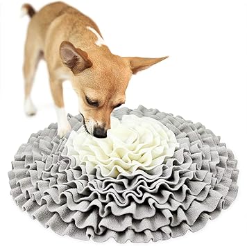 Amazon Ak Kyc ノーズワーク マット ペットおもちゃ 鼻づまり 訓練マット ストレス 運動不足解消 分離不安 犬 猫 ペット用 餌隠しマット 訓練毛布 おもちゃ Ak Kyc 犬用アジリティ 運動器具 通販